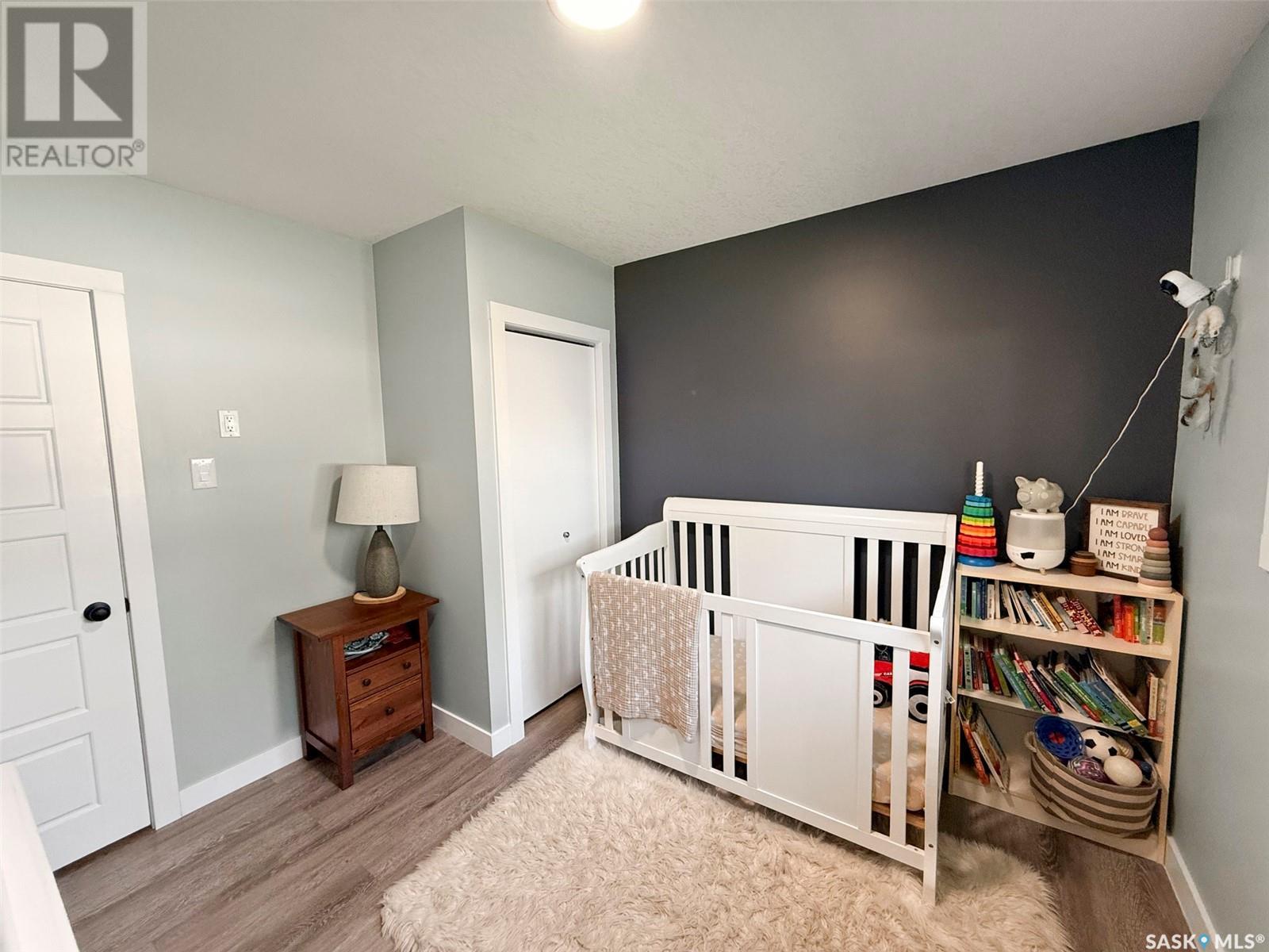 Single Family House Bungalow for Sale in  MacDonald DRIVE Swift Current 