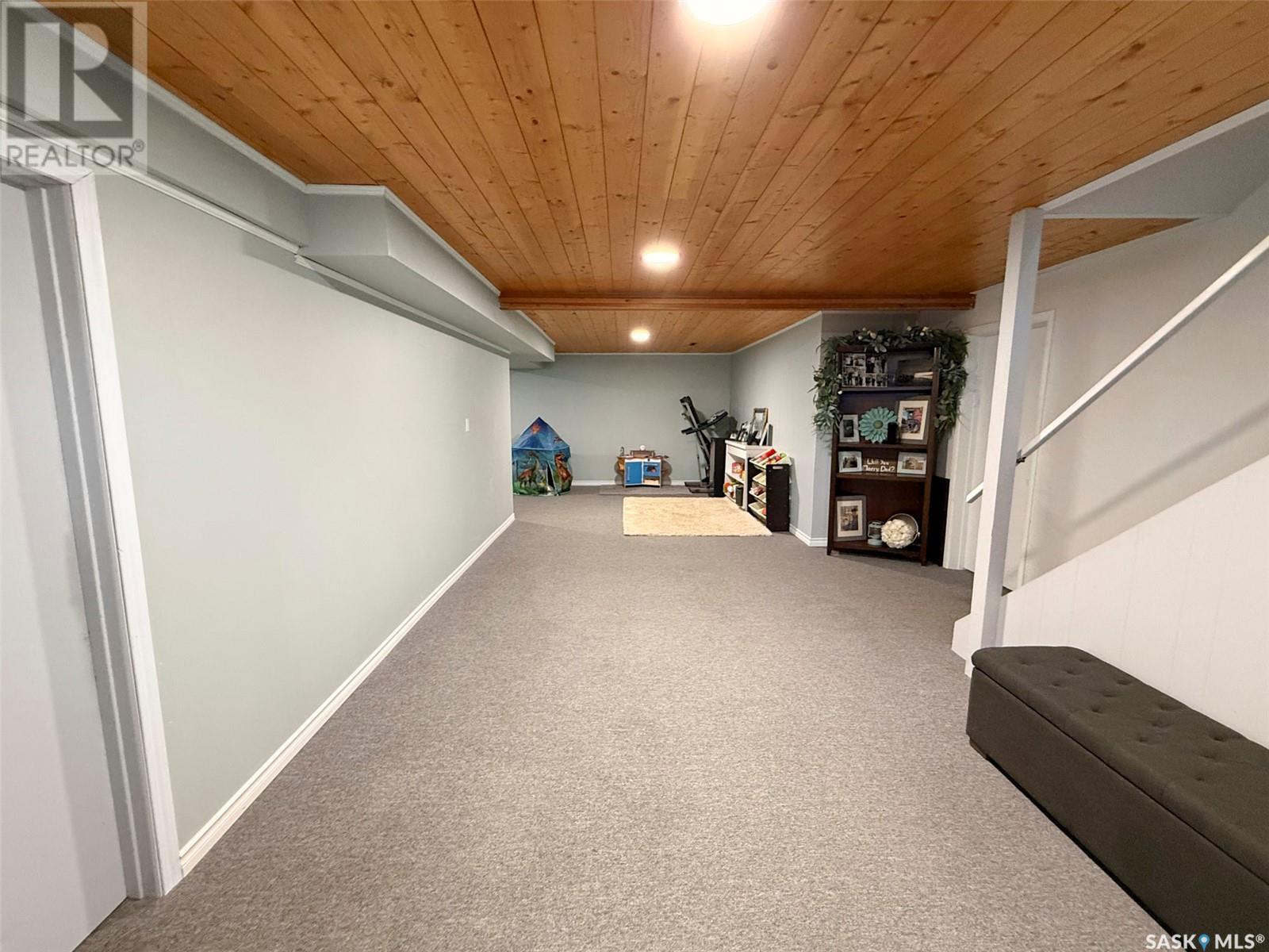 Single Family House Bungalow for Sale in  MacDonald DRIVE Swift Current 