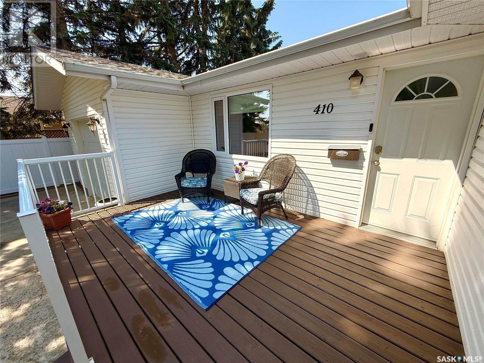 Single Family House Bungalow for Sale in  MacDonald DRIVE Swift Current 