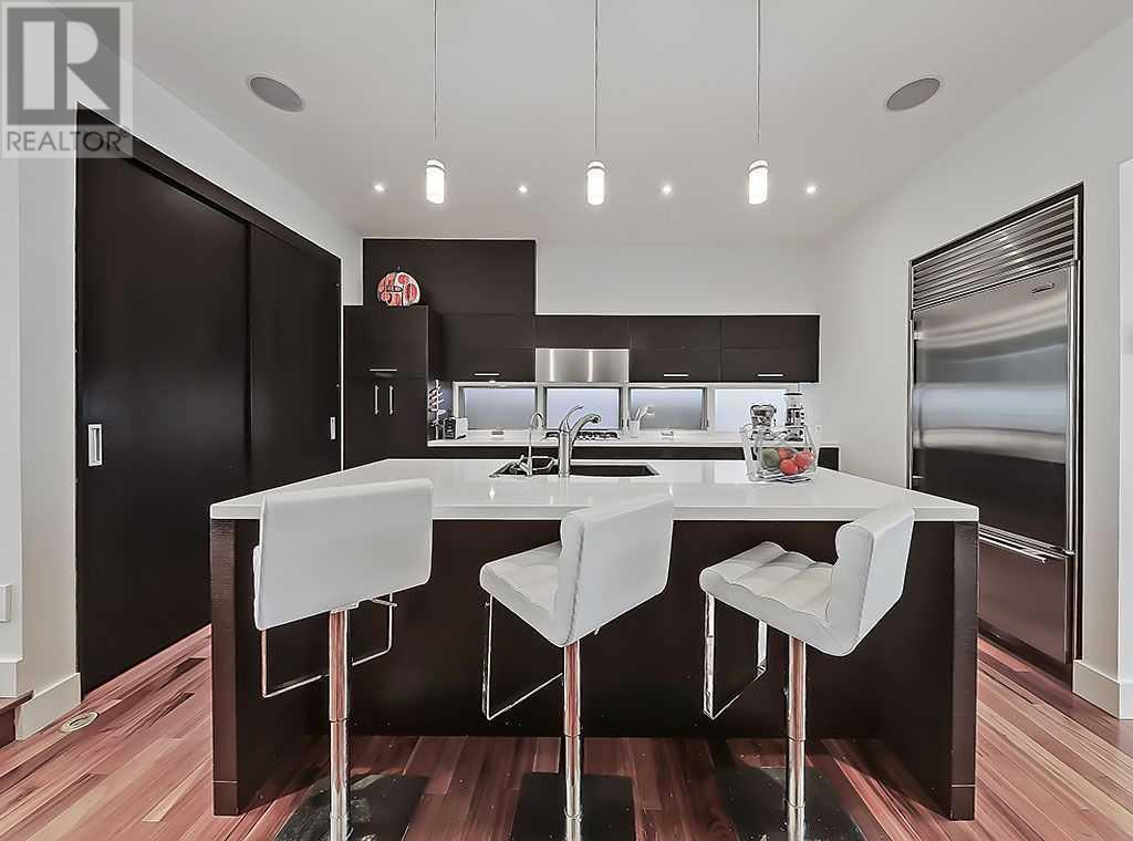 Single Family House for Sale in   Avenue NW West Hillhurst Calgary 