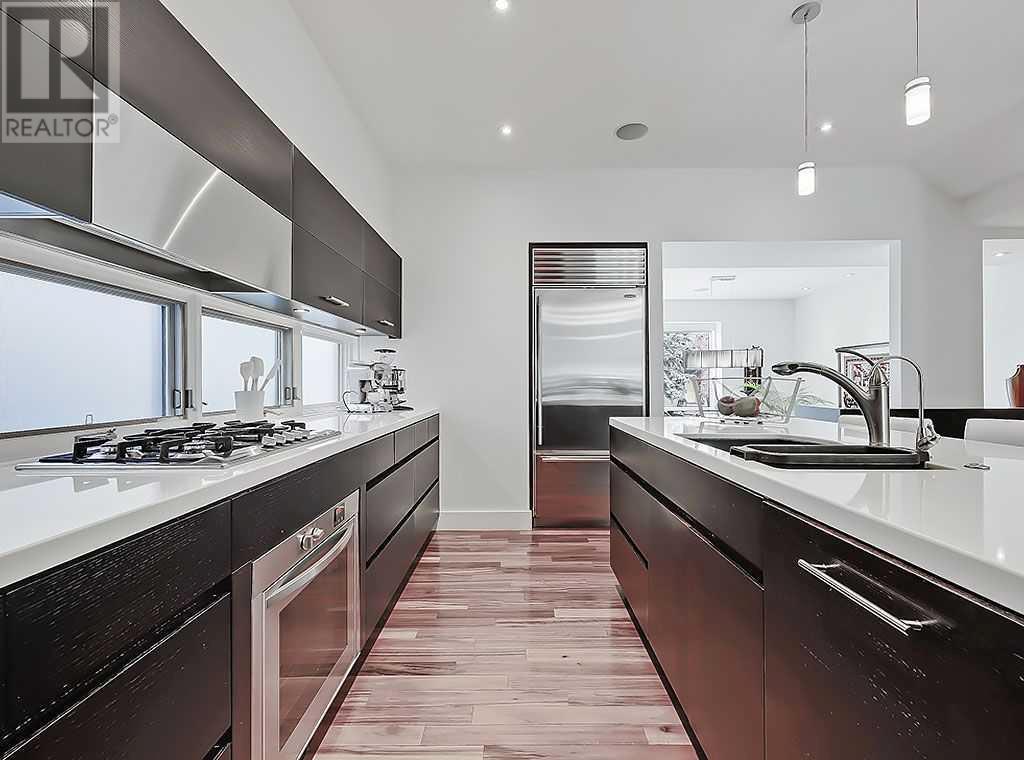 Single Family House for Sale in   Avenue NW West Hillhurst Calgary 