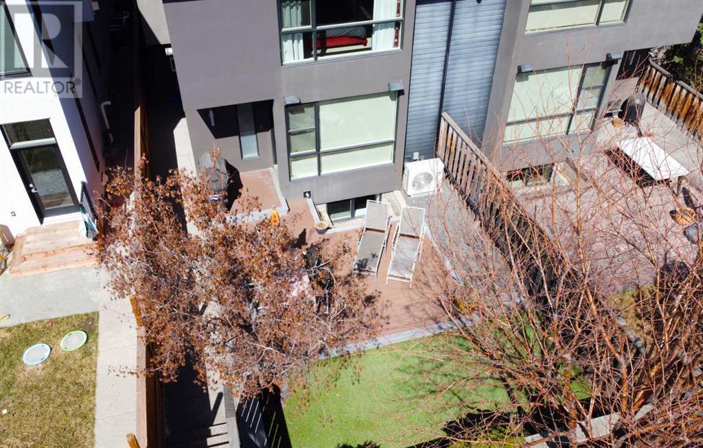 Single Family House for Sale in   Avenue NW West Hillhurst Calgary 