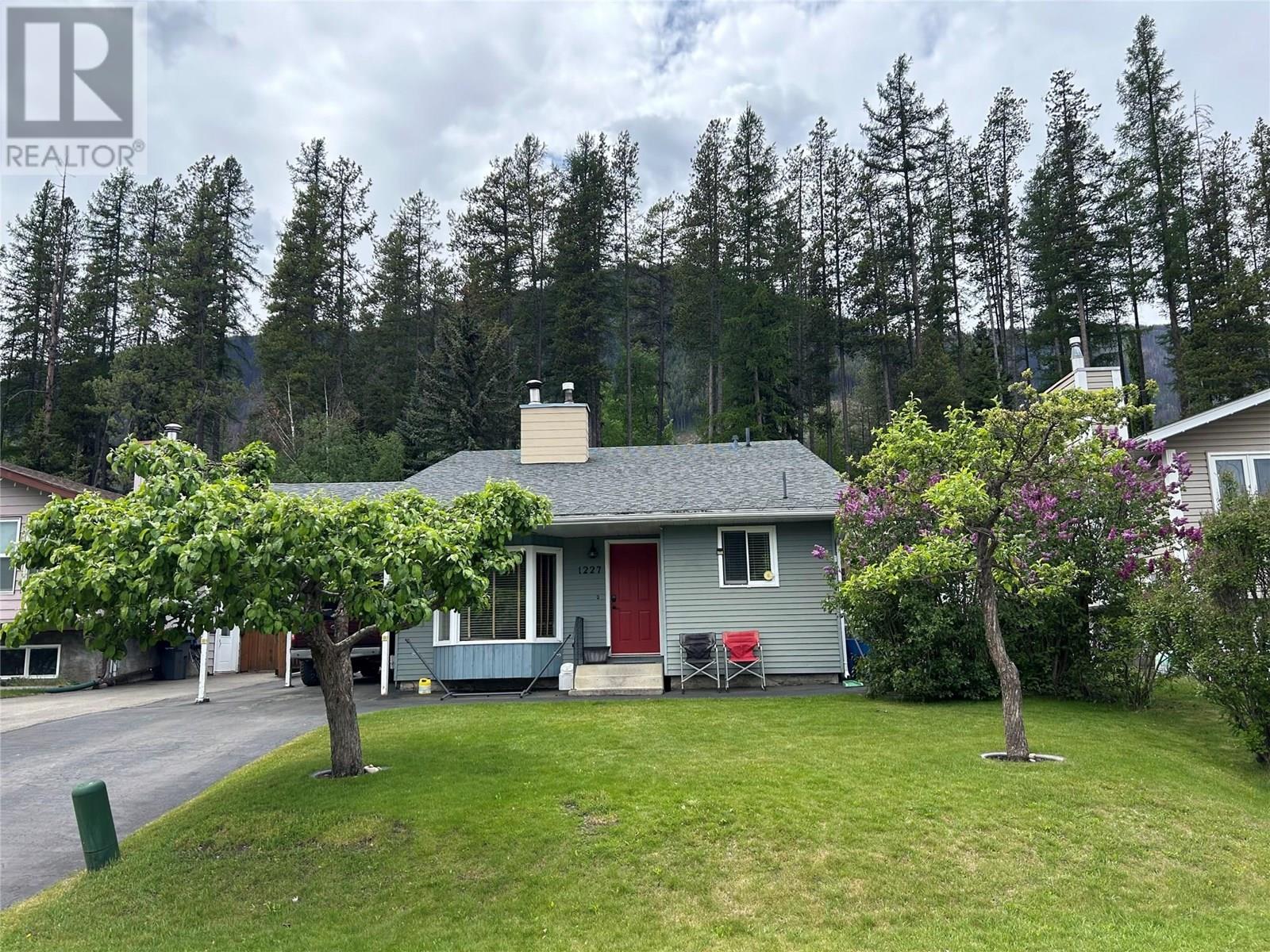 Photo 5 of 1227 Pinyon Road, Sparwood BC