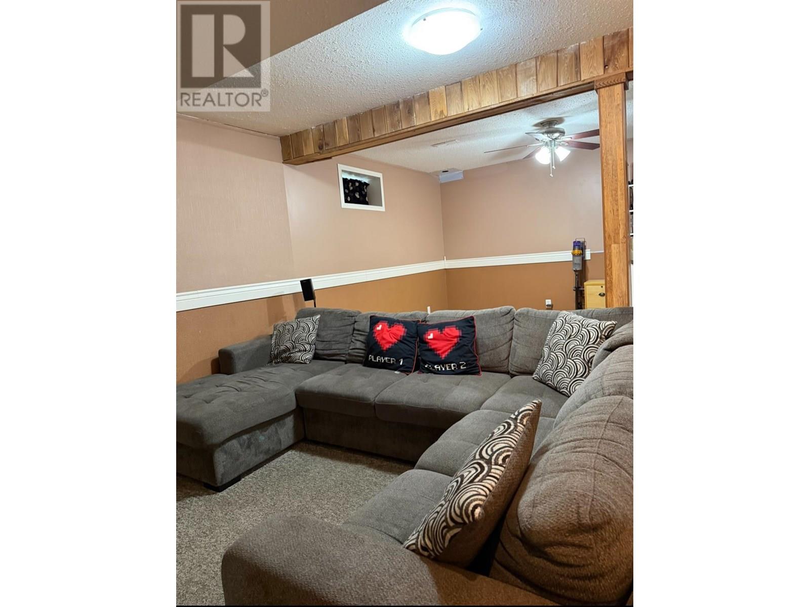 Photo 3 of 1227 Pinyon Road, Sparwood BC