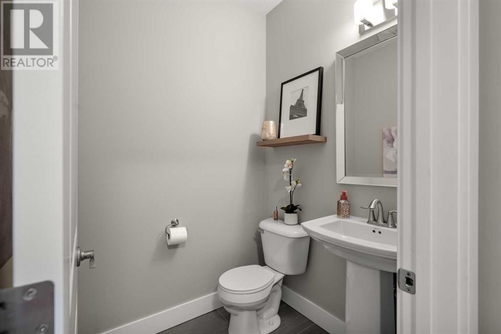 Single Family House for Sale in  Nolanshire Green NW Nolan Hill Calgary 