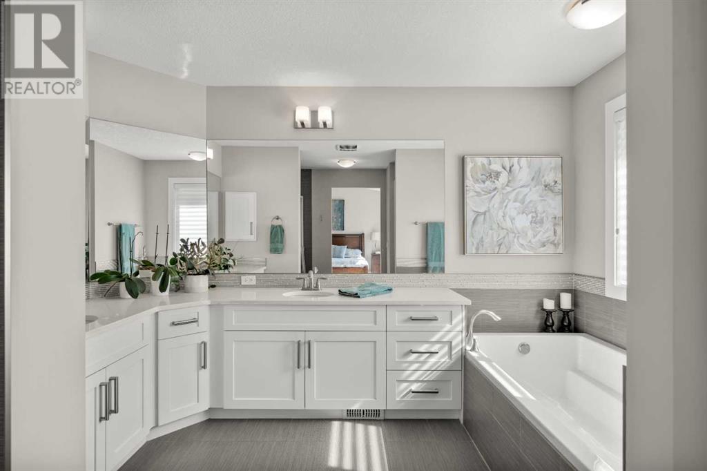 Single Family House for Sale in  Nolanshire Green NW Nolan Hill Calgary 