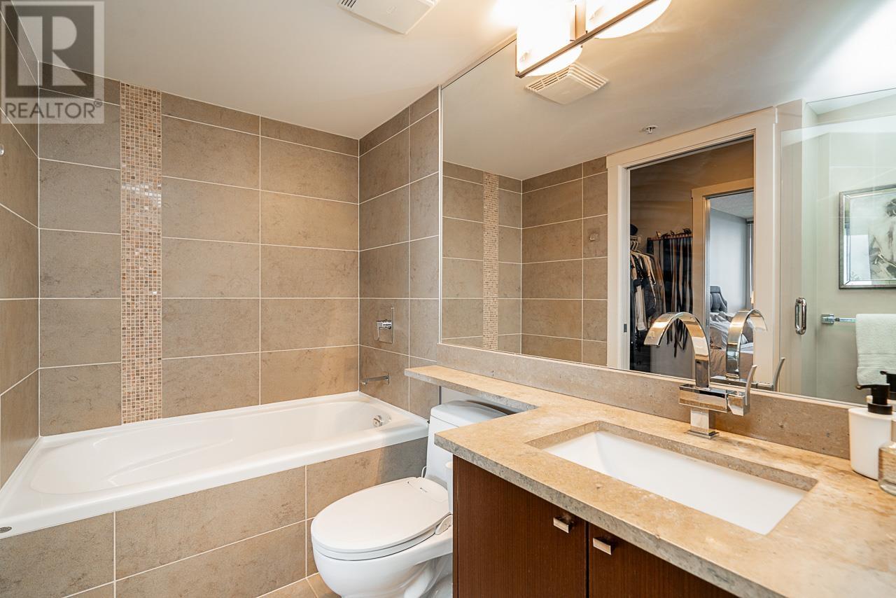 Photo 13 of 2605 2978 Glen Drive, Coquitlam BC