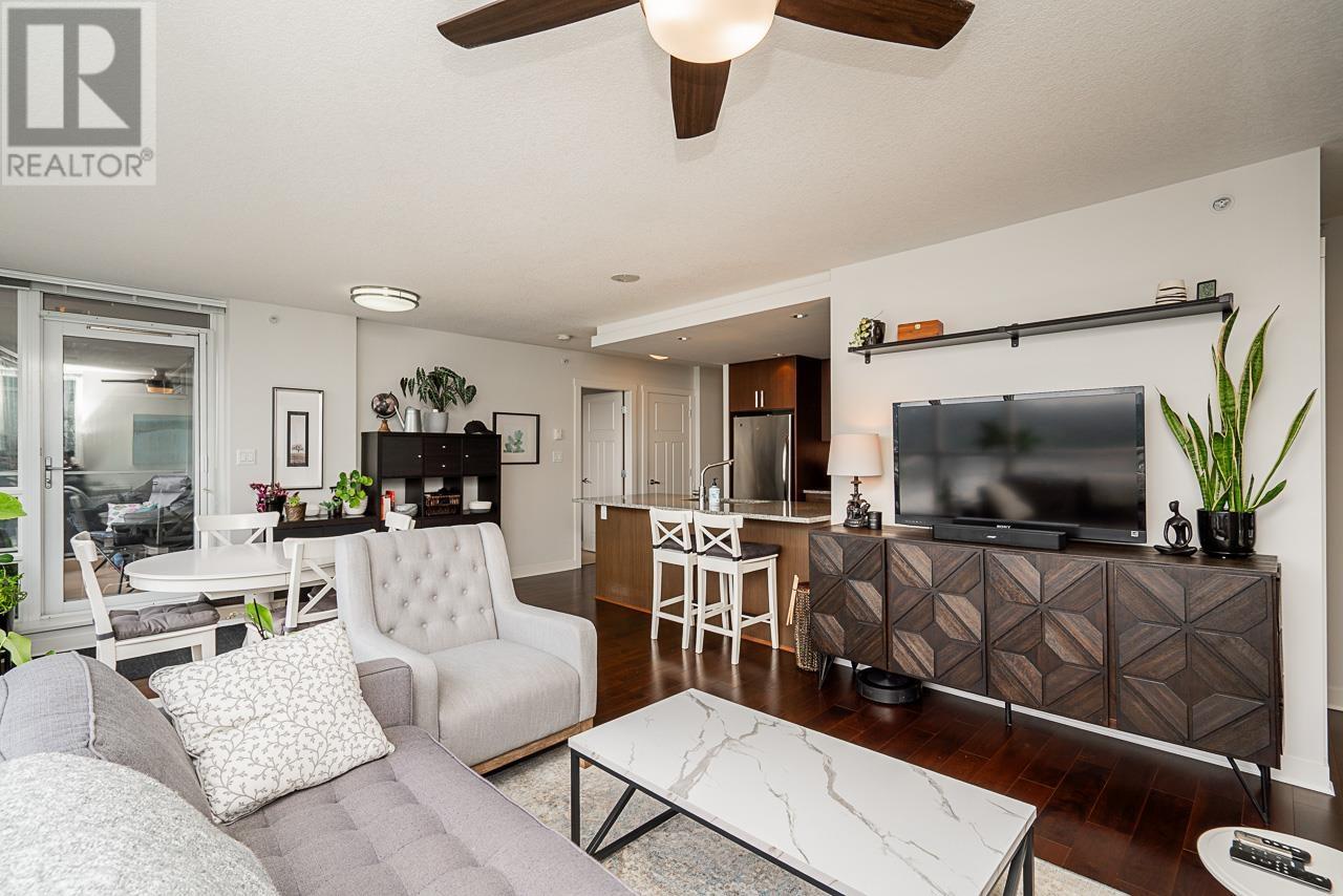 Photo 9 of 2605 2978 Glen Drive, Coquitlam BC