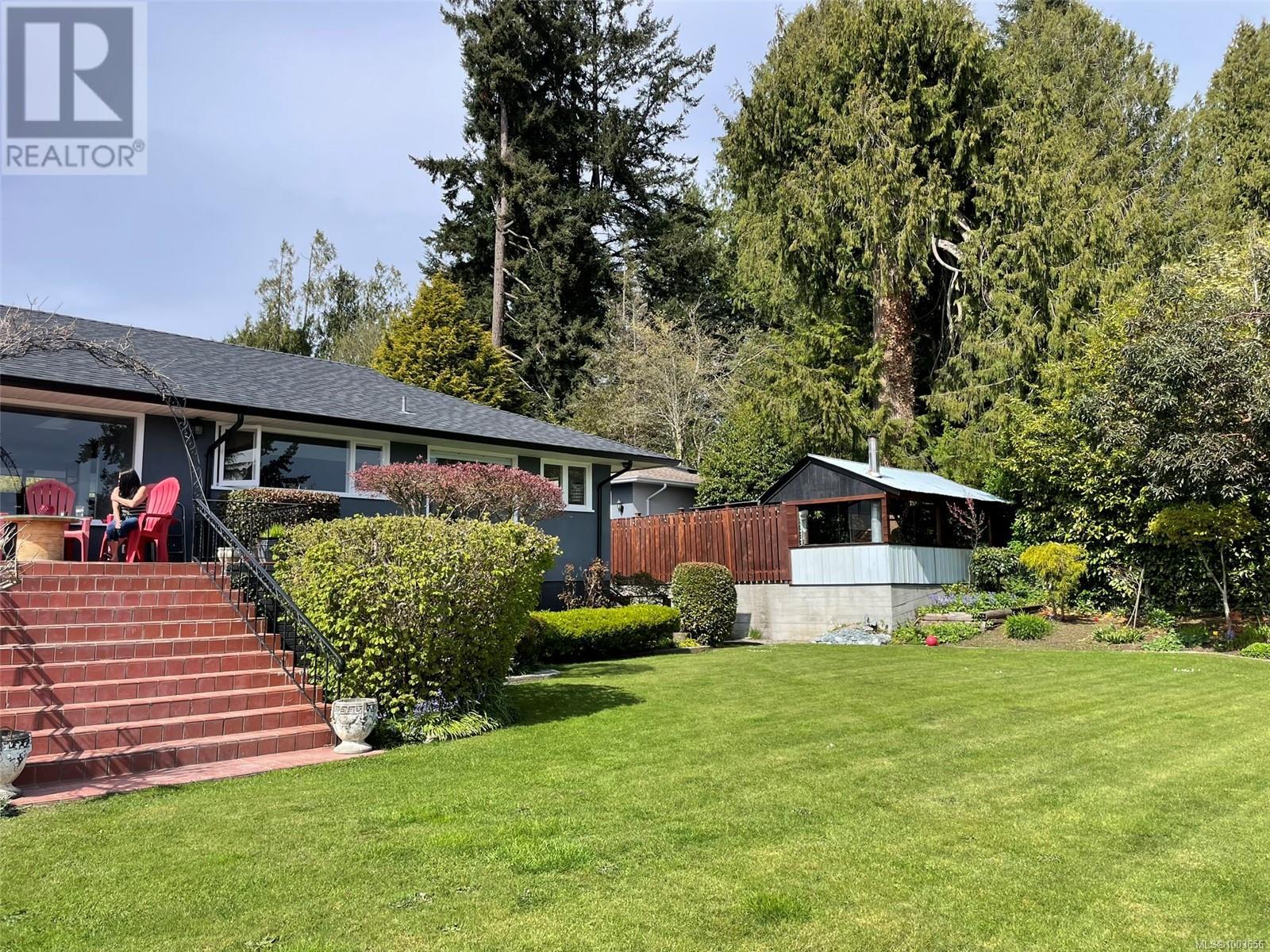 Photo 33 of 5957 Sooke Rd, Sooke BC