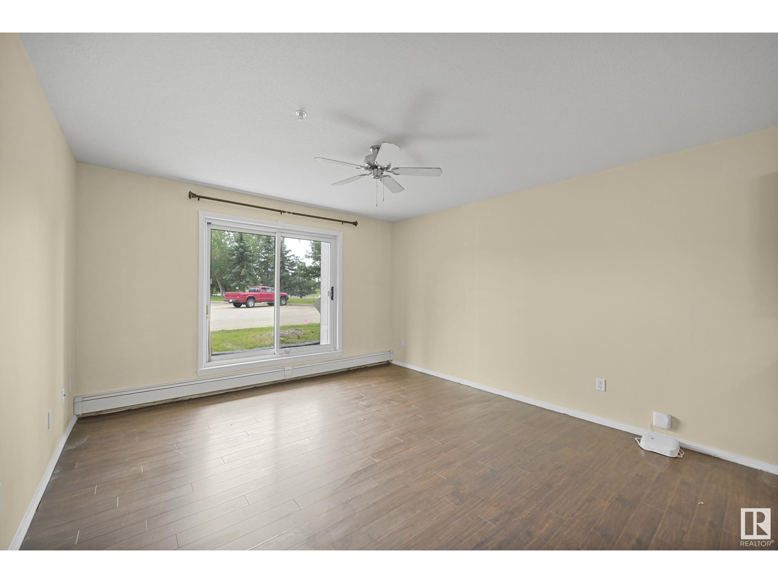 Photo 15 of 131 592 Hooke Rd Nw, Edmonton AB