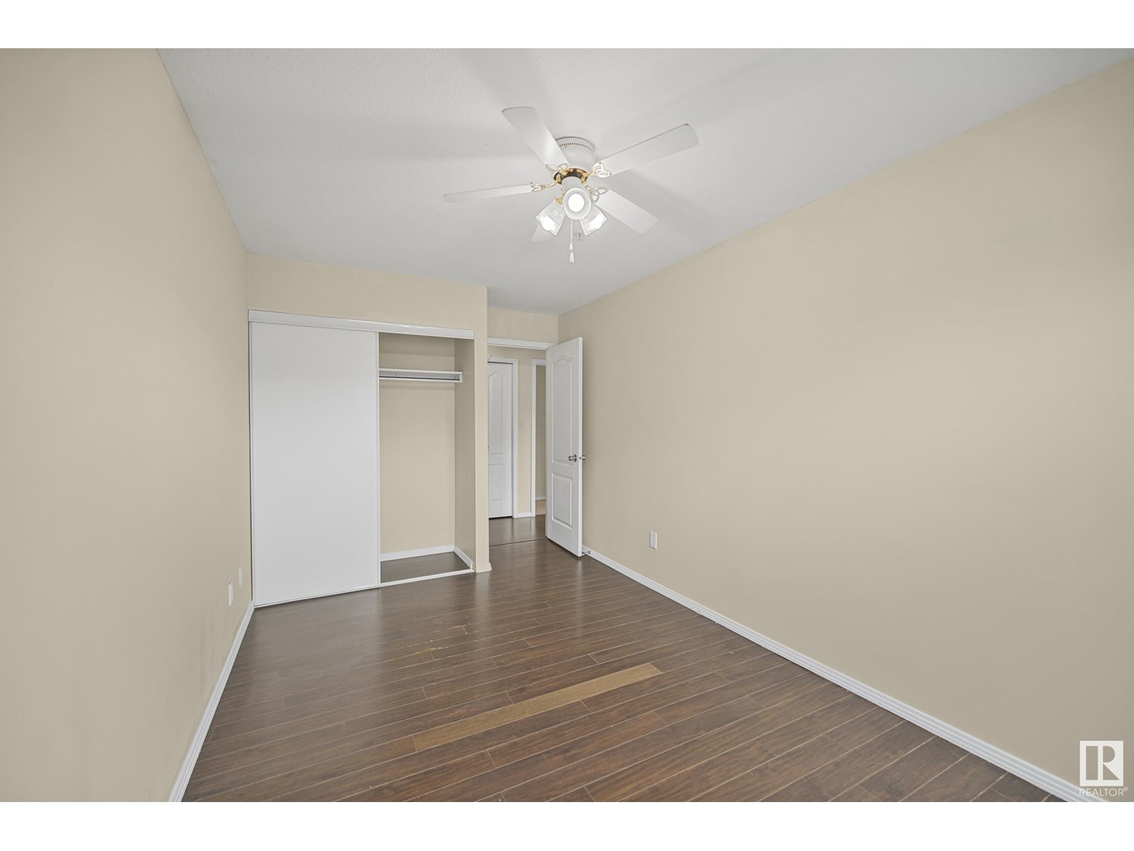 Photo 17 of 131 592 Hooke Rd Nw, Edmonton AB