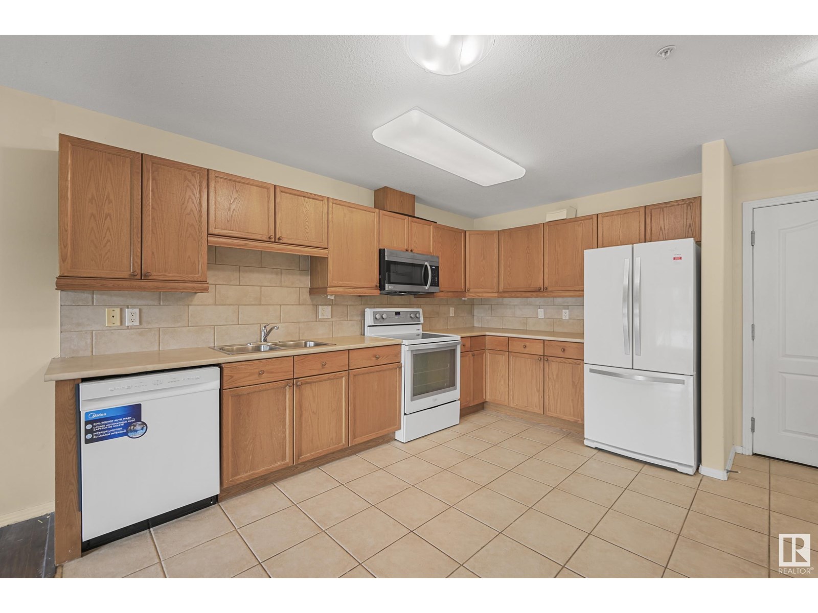 Photo 11 of 131 592 Hooke Rd Nw, Edmonton AB