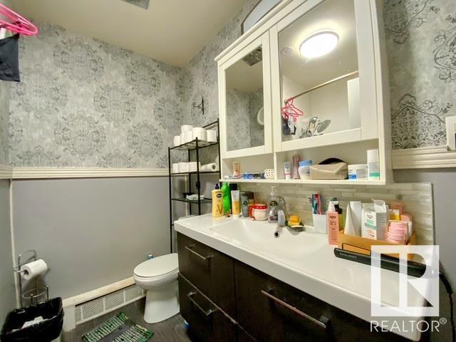 Photo 14 of 4803 52 Av, Wetaskiwin AB
