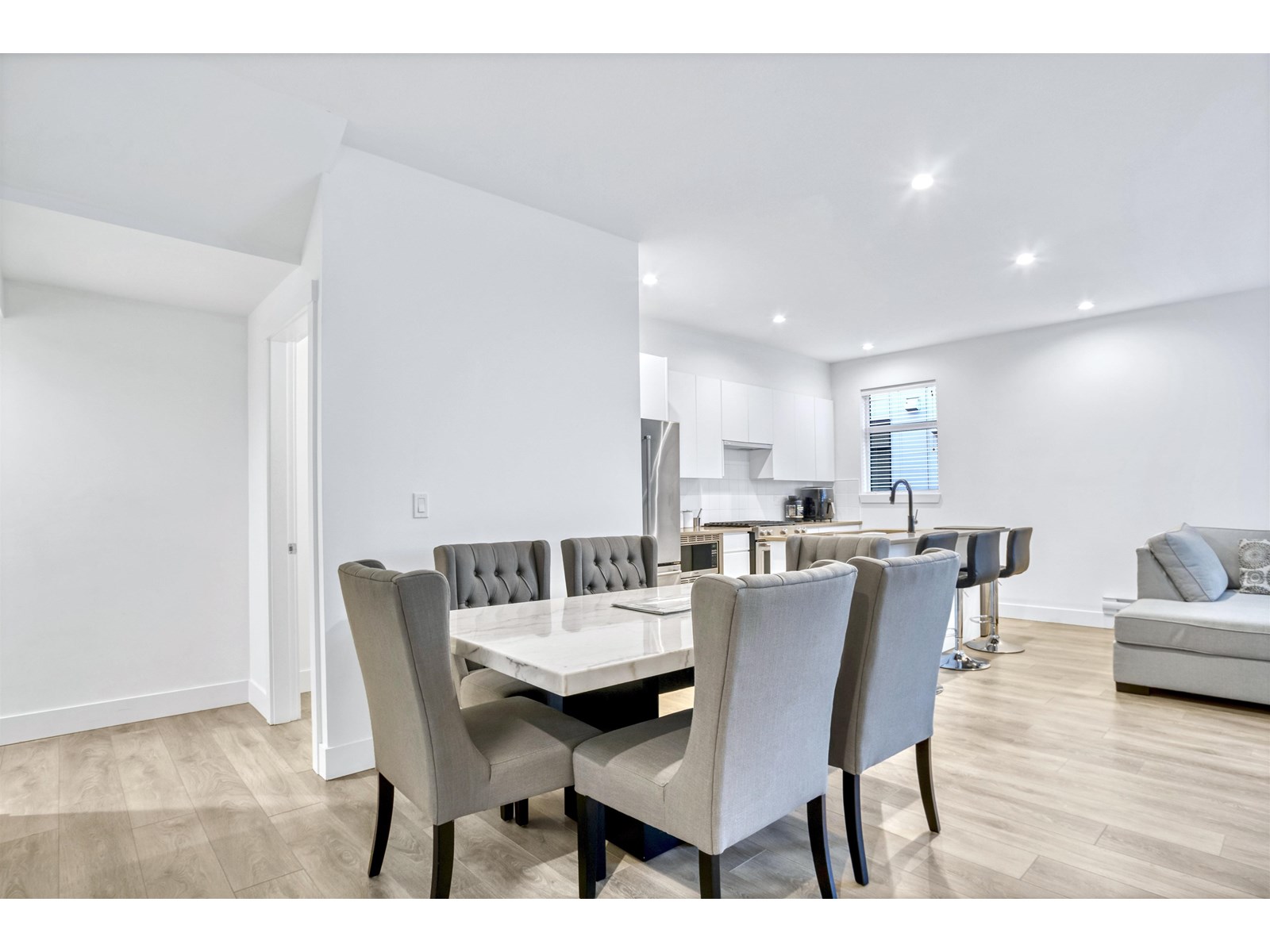 Photo 6 of 79 16433 19 Avenue, Surrey BC