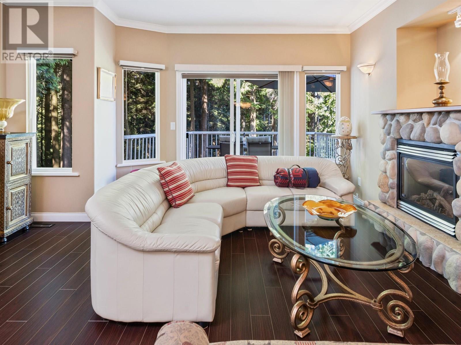 2205 PARKWAY BOULEVARD, Coquitlam