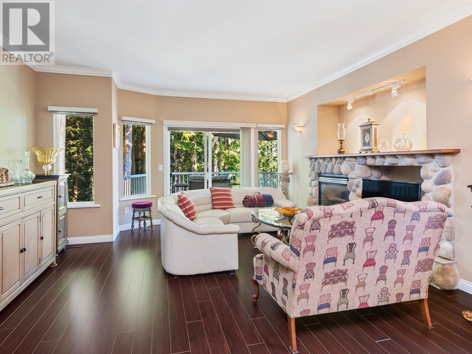 2205 PARKWAY BOULEVARD, Coquitlam