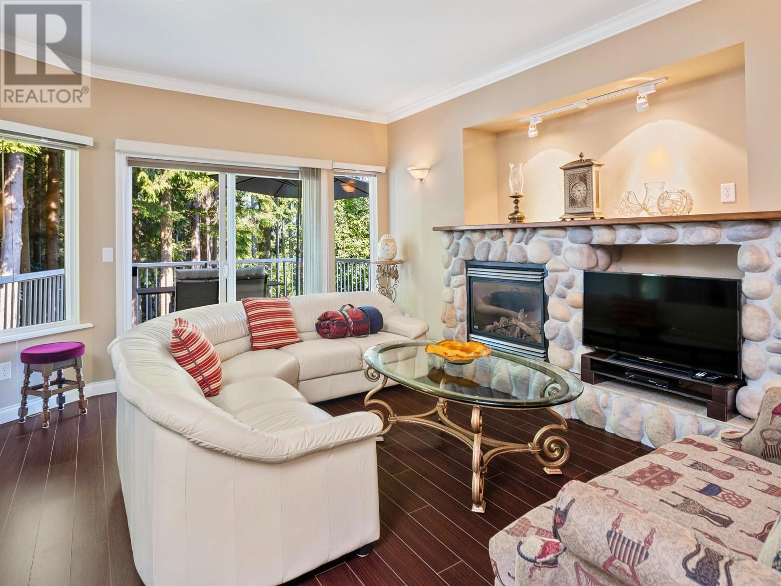 2205 PARKWAY BOULEVARD, Coquitlam