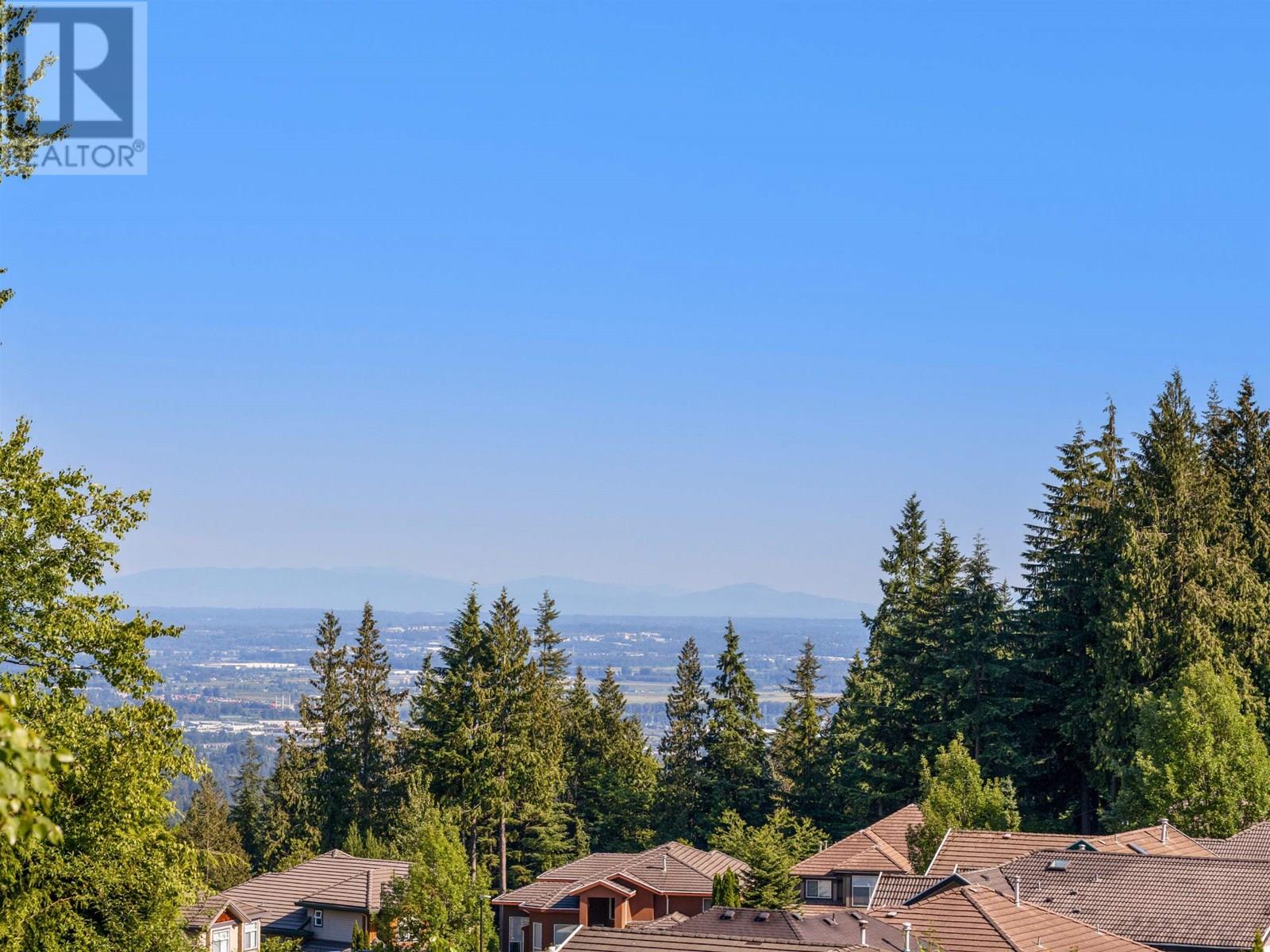 2205 PARKWAY BOULEVARD, Coquitlam