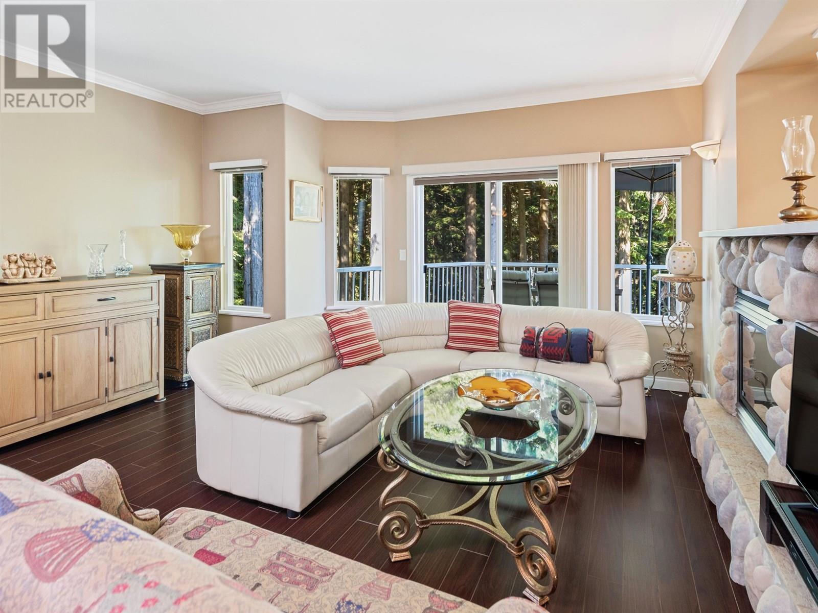 2205 PARKWAY BOULEVARD, Coquitlam