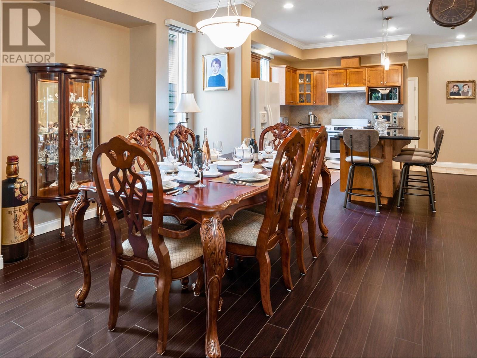 2205 PARKWAY BOULEVARD, Coquitlam