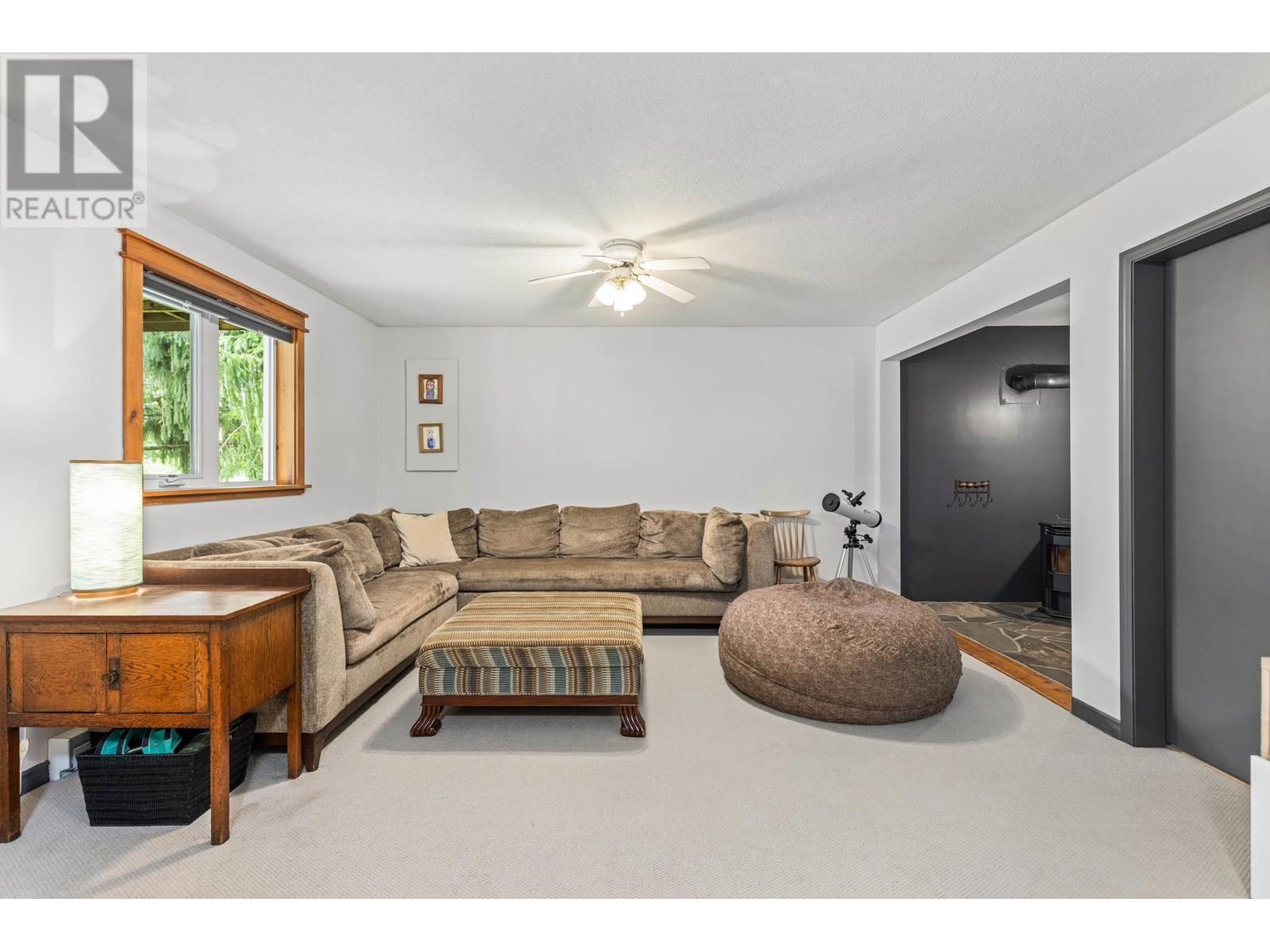 1553 FRASER ROAD, Pemberton