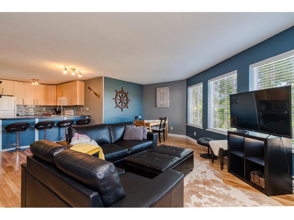 204 1369 GEORGE STREET, White Rock