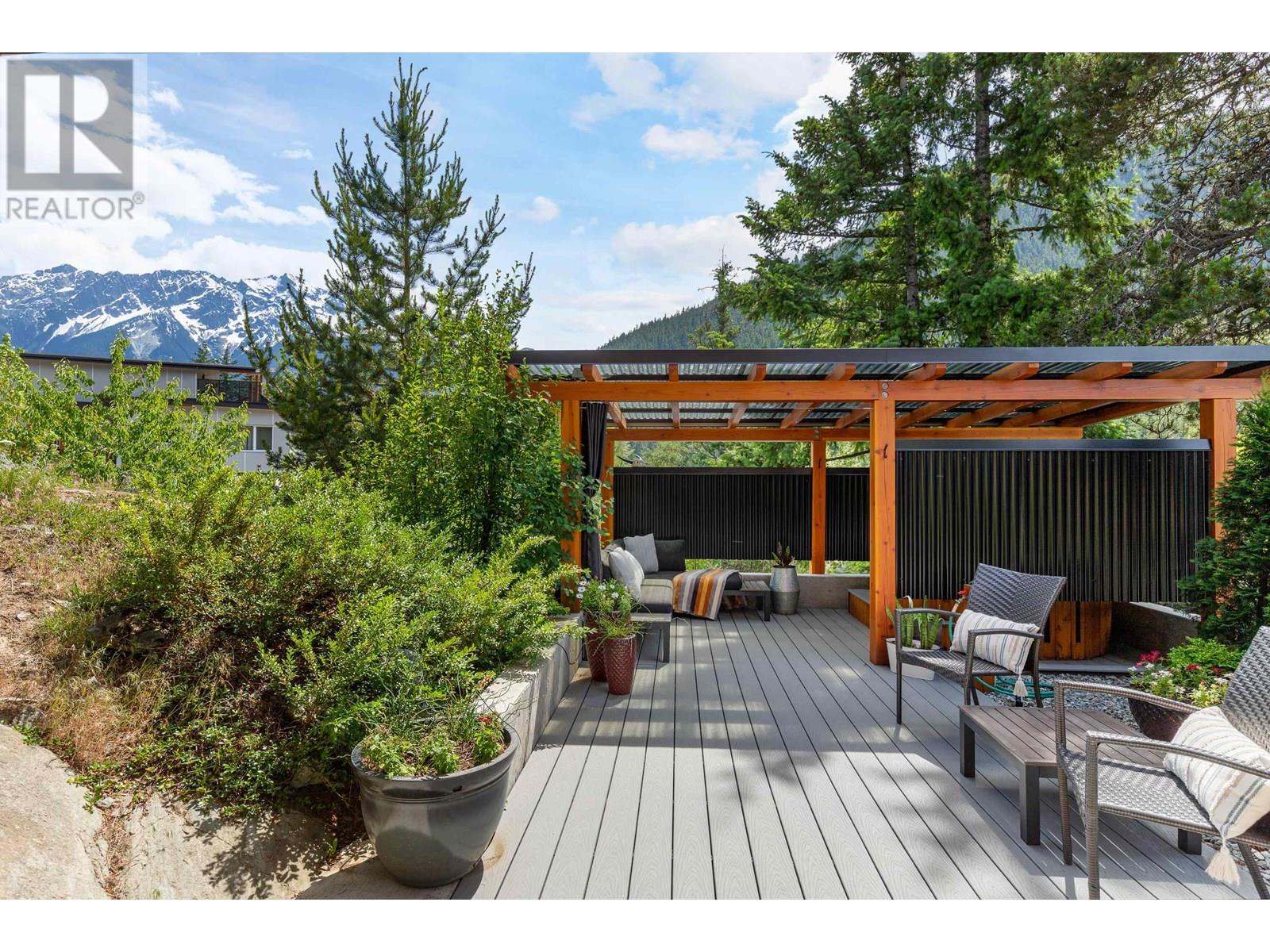 7456 DOGWOOD STREET, Pemberton