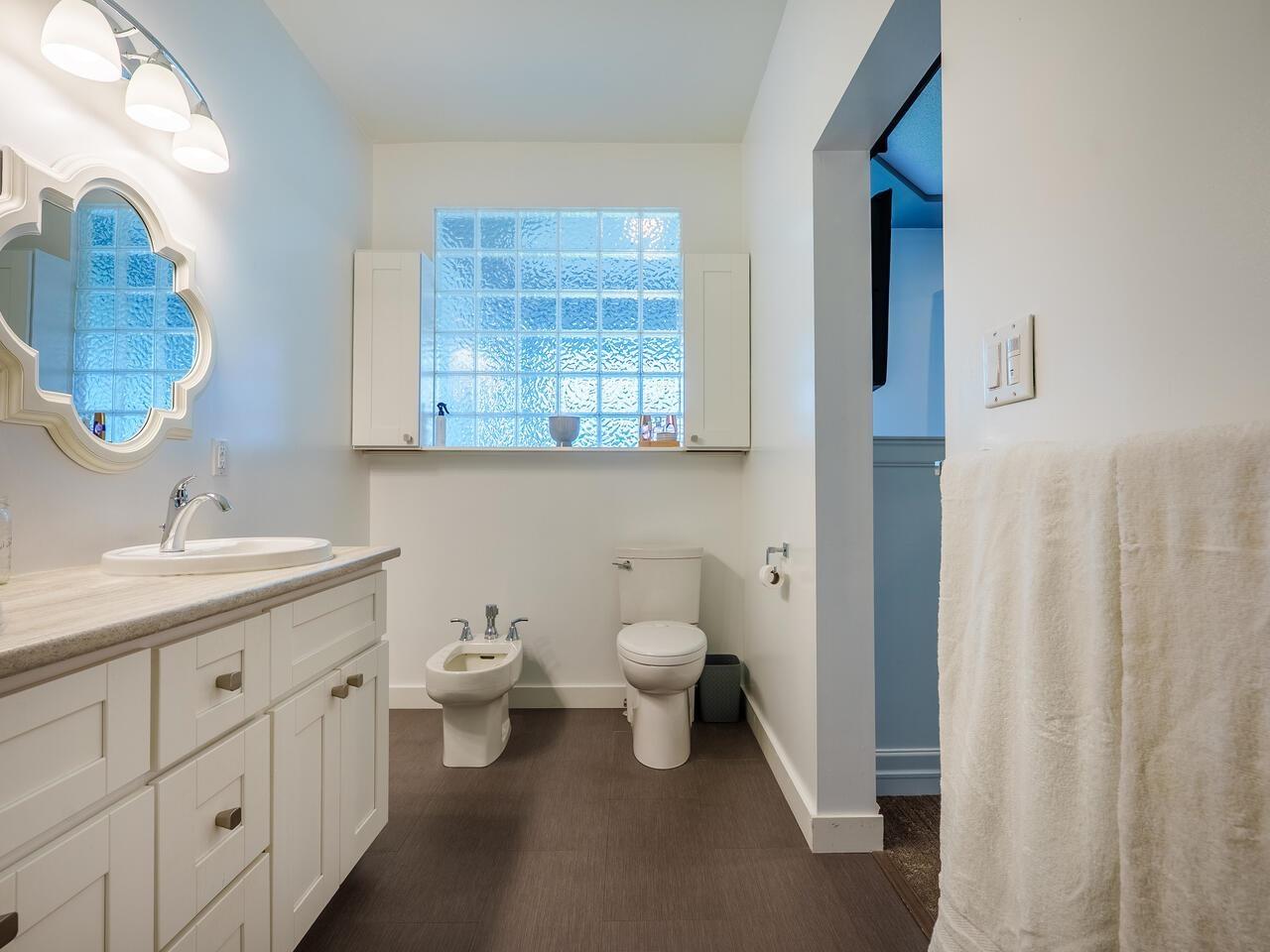 Photo 23 of 20977 44 Avenue, Langley BC
