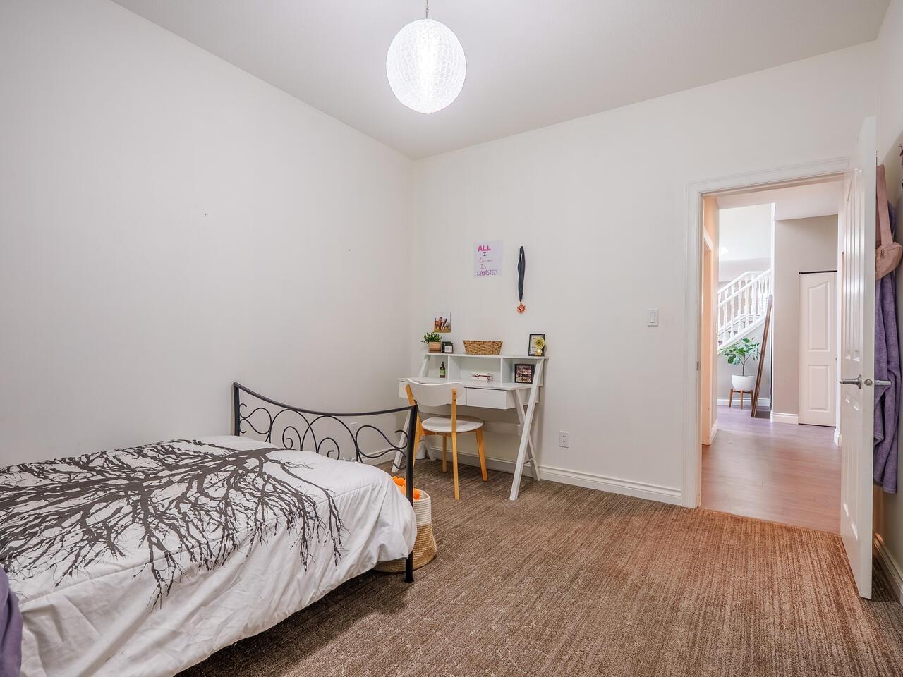 Photo 25 of 20977 44 Avenue, Langley BC