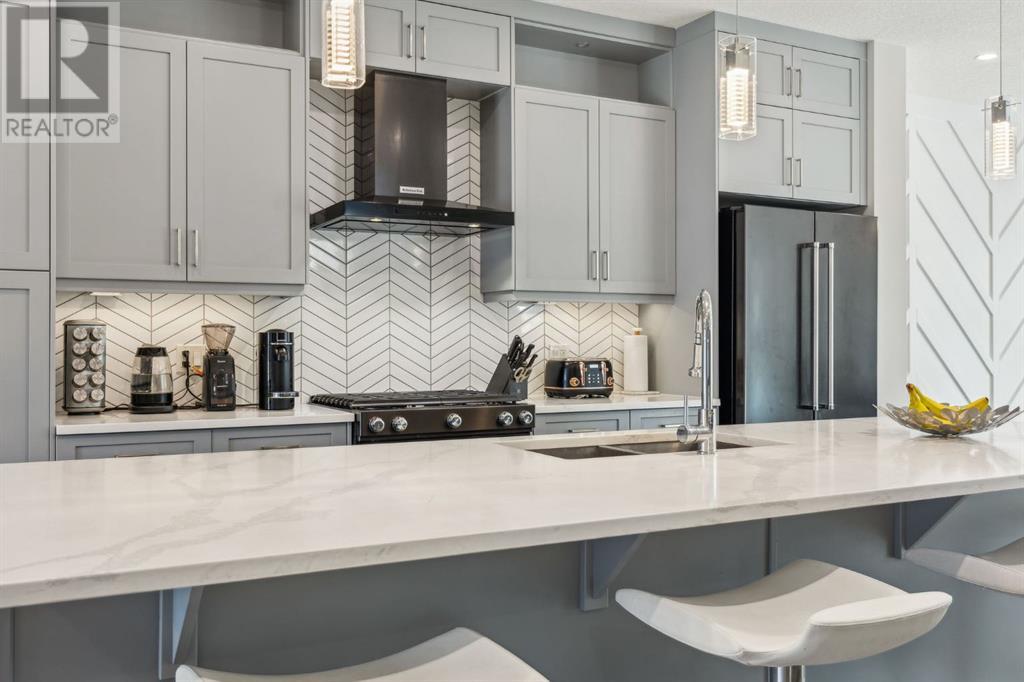 Single Family House for Sale in   Avenue NE Winston Heights/Mountview Calgary 