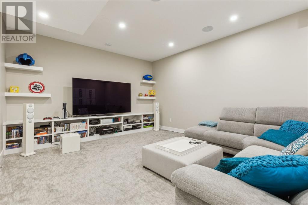 Single Family House for Sale in   Avenue NE Winston Heights/Mountview Calgary 