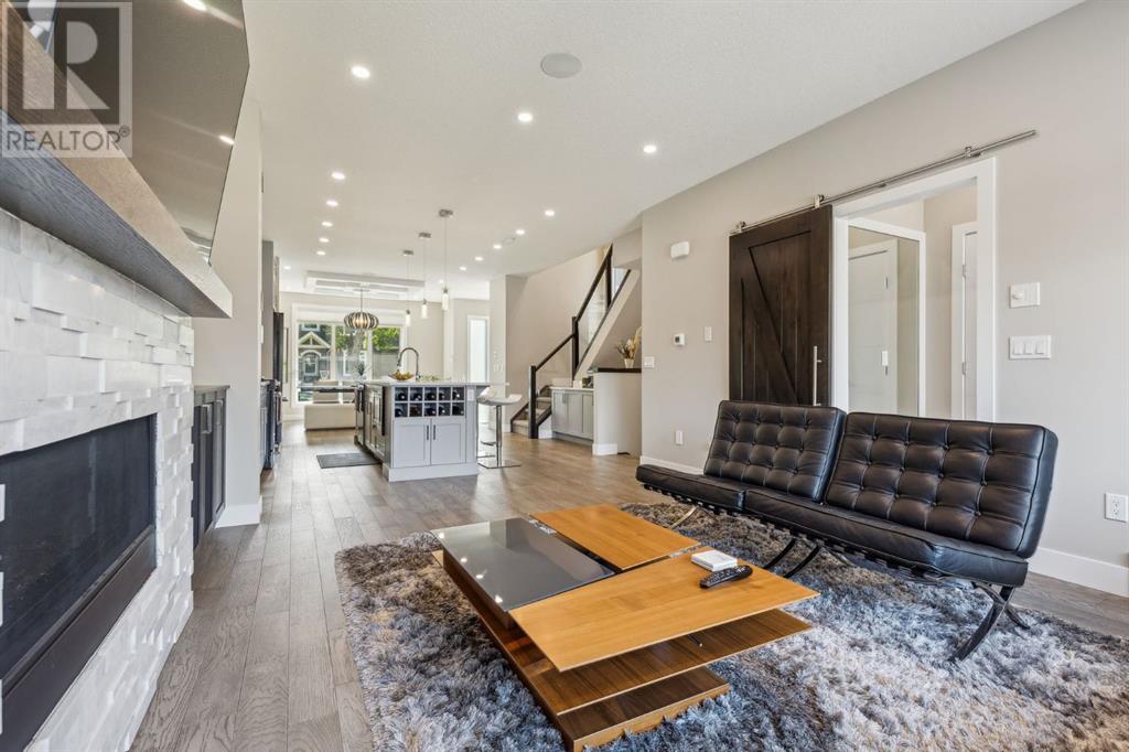 Single Family House for Sale in   Avenue NE Winston Heights/Mountview Calgary 