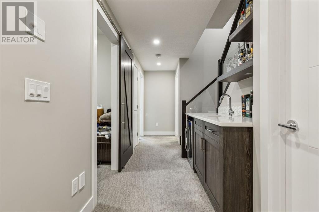 Single Family House for Sale in   Avenue NE Winston Heights/Mountview Calgary 