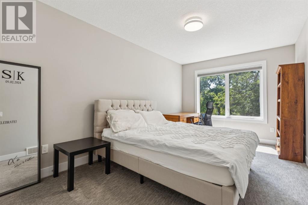 Single Family House for Sale in   Avenue NE Winston Heights/Mountview Calgary 