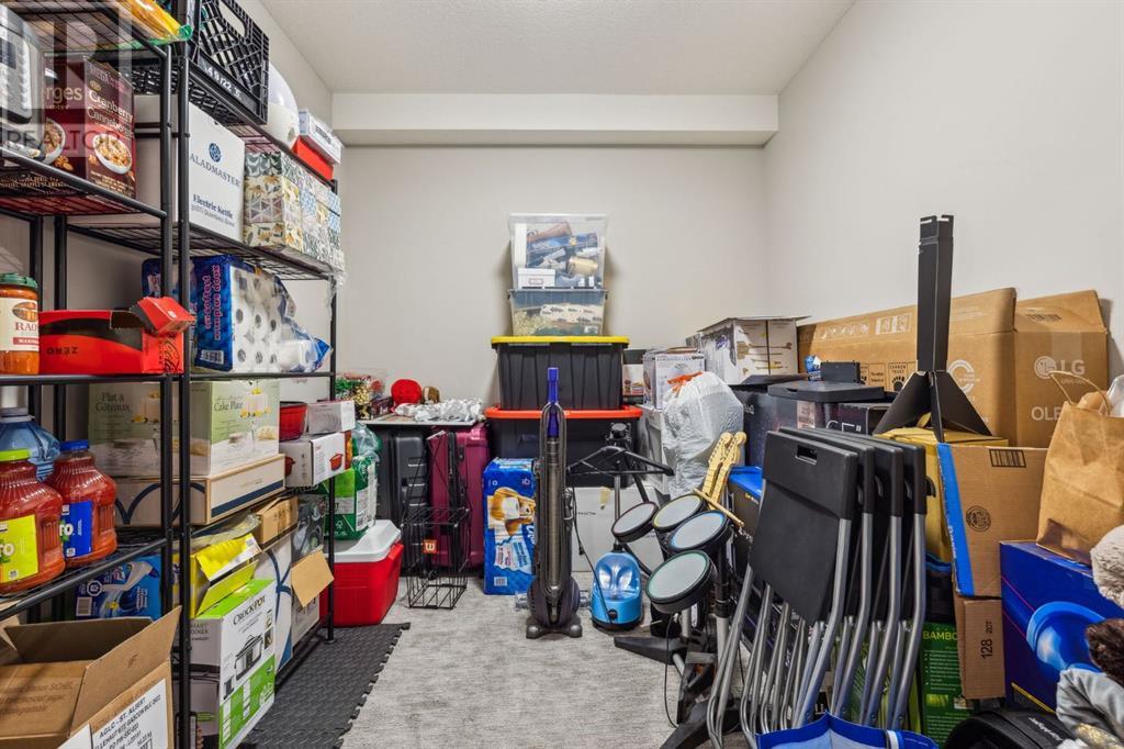 Single Family House for Sale in   Avenue NE Winston Heights/Mountview Calgary 