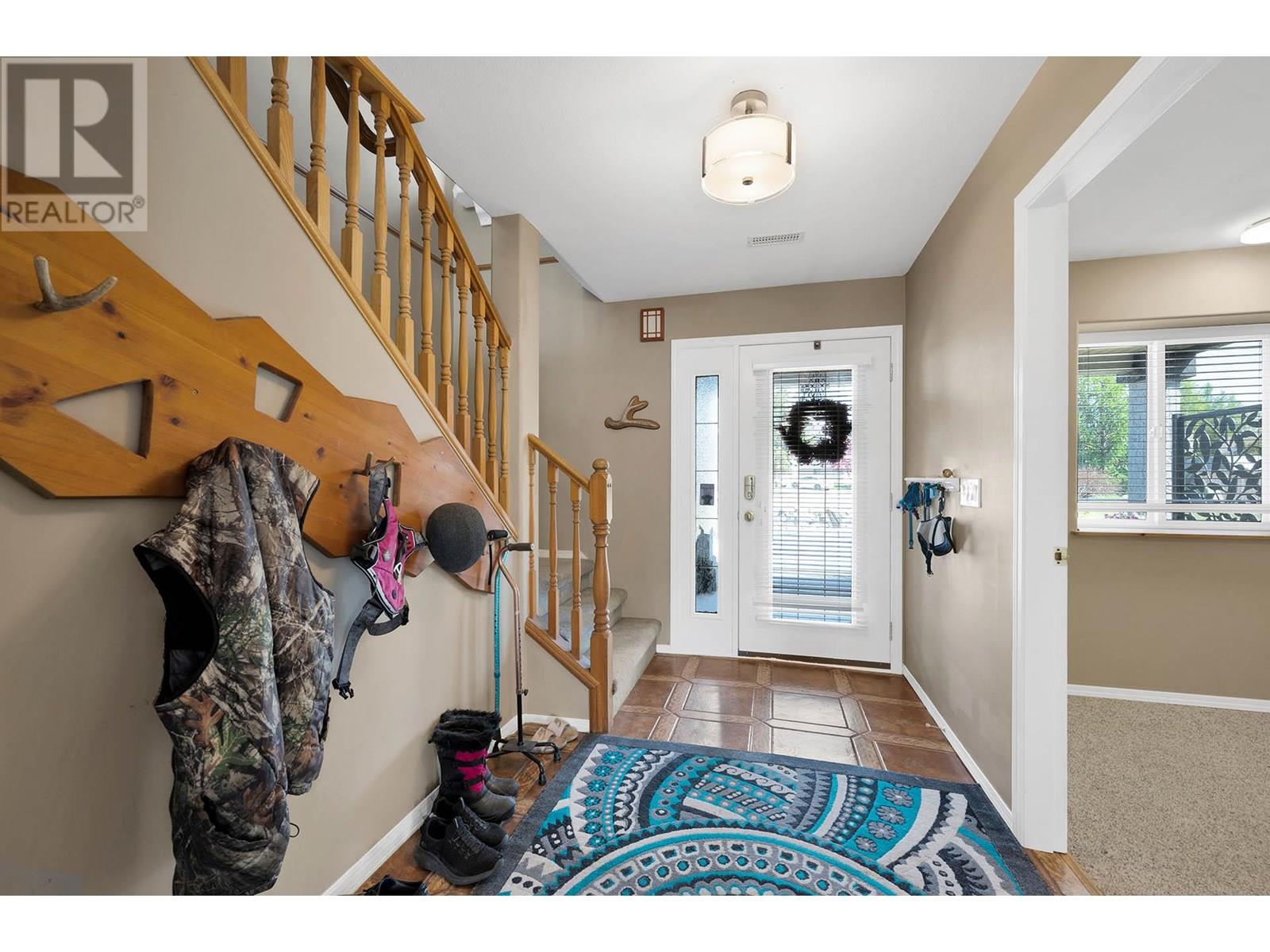 Photo 12 of 308 Robin Drive, Barriere BC