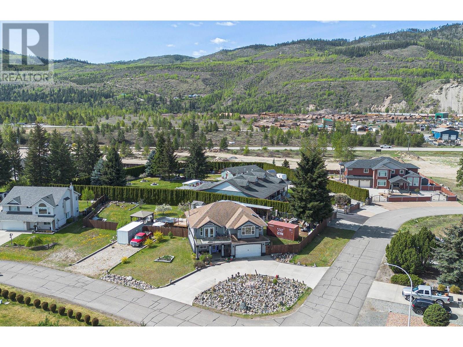 Photo 40 of 308 Robin Drive, Barriere BC