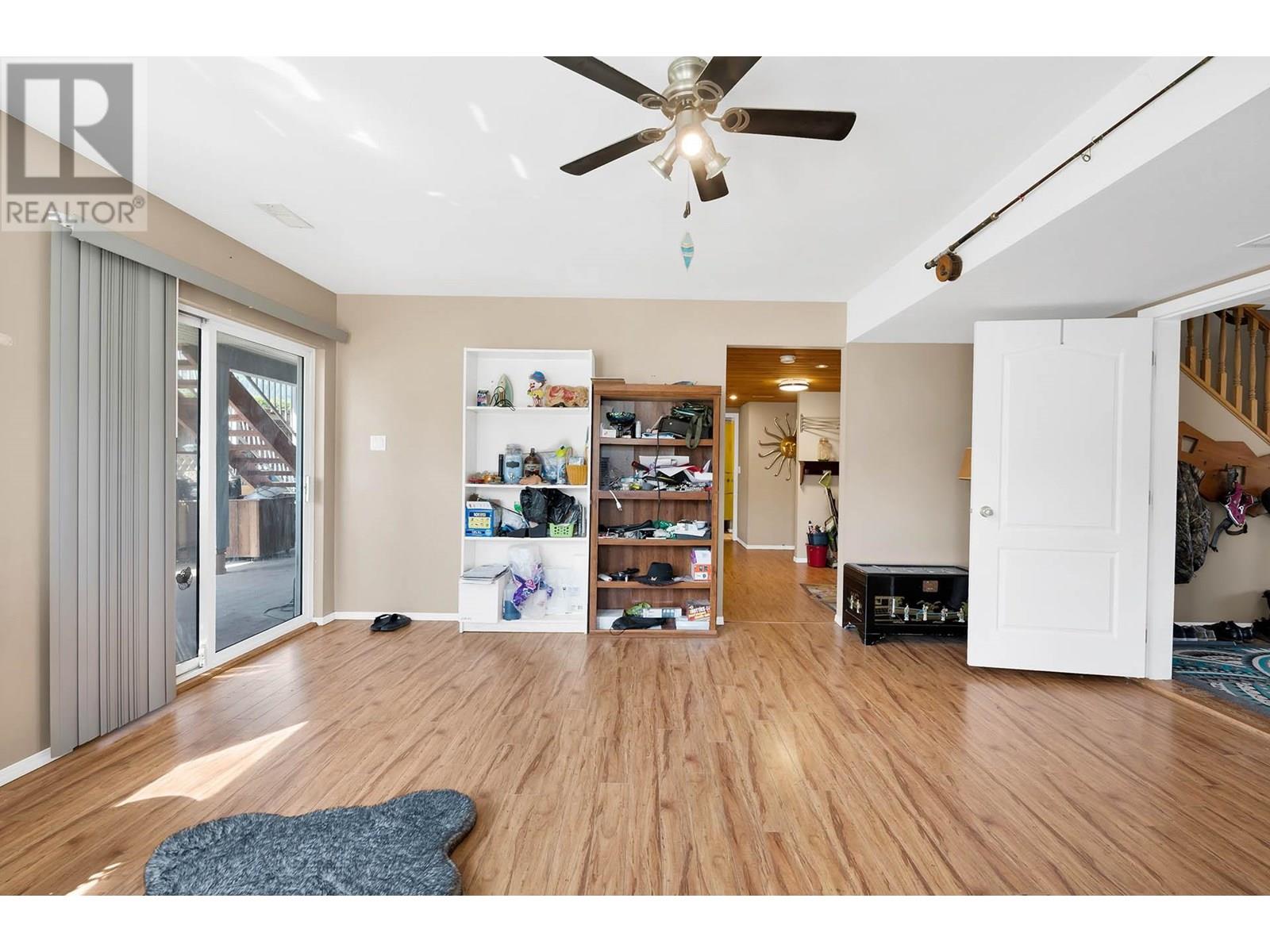 Photo 10 of 308 Robin Drive, Barriere BC