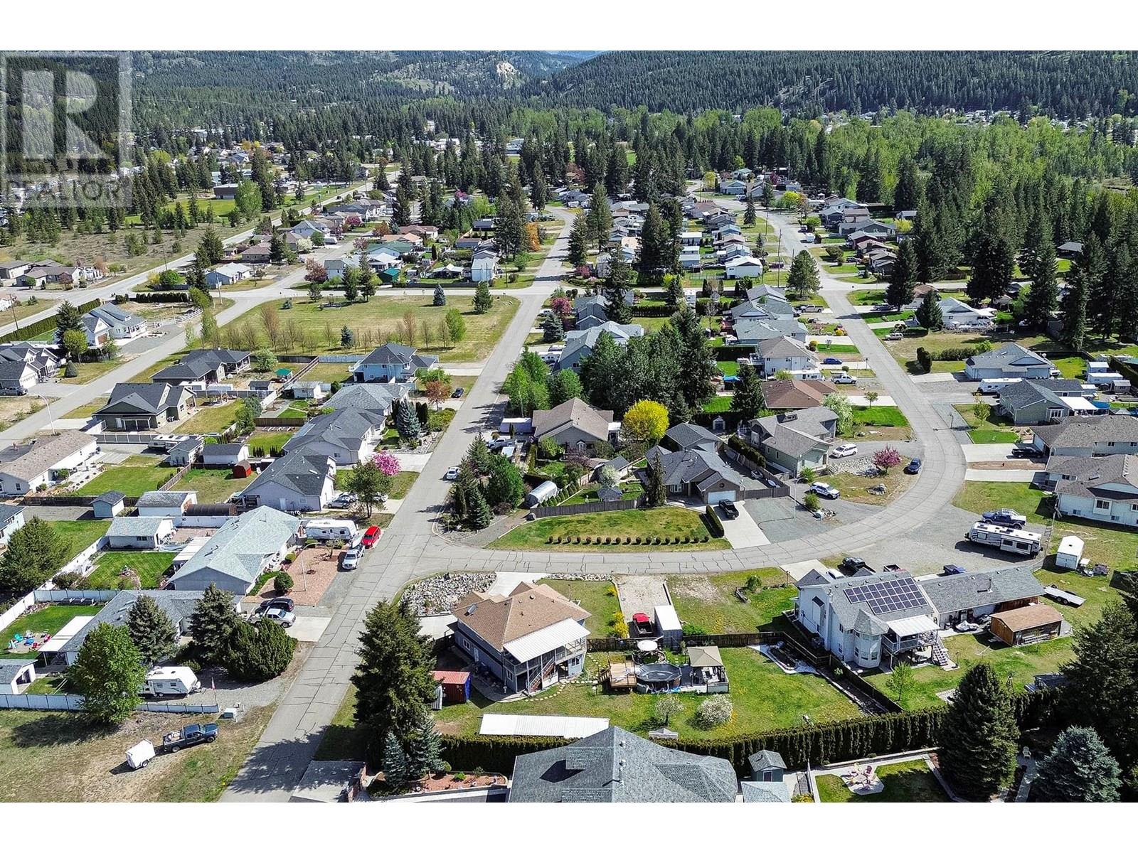 Photo 1 of 308 Robin Drive, Barriere BC