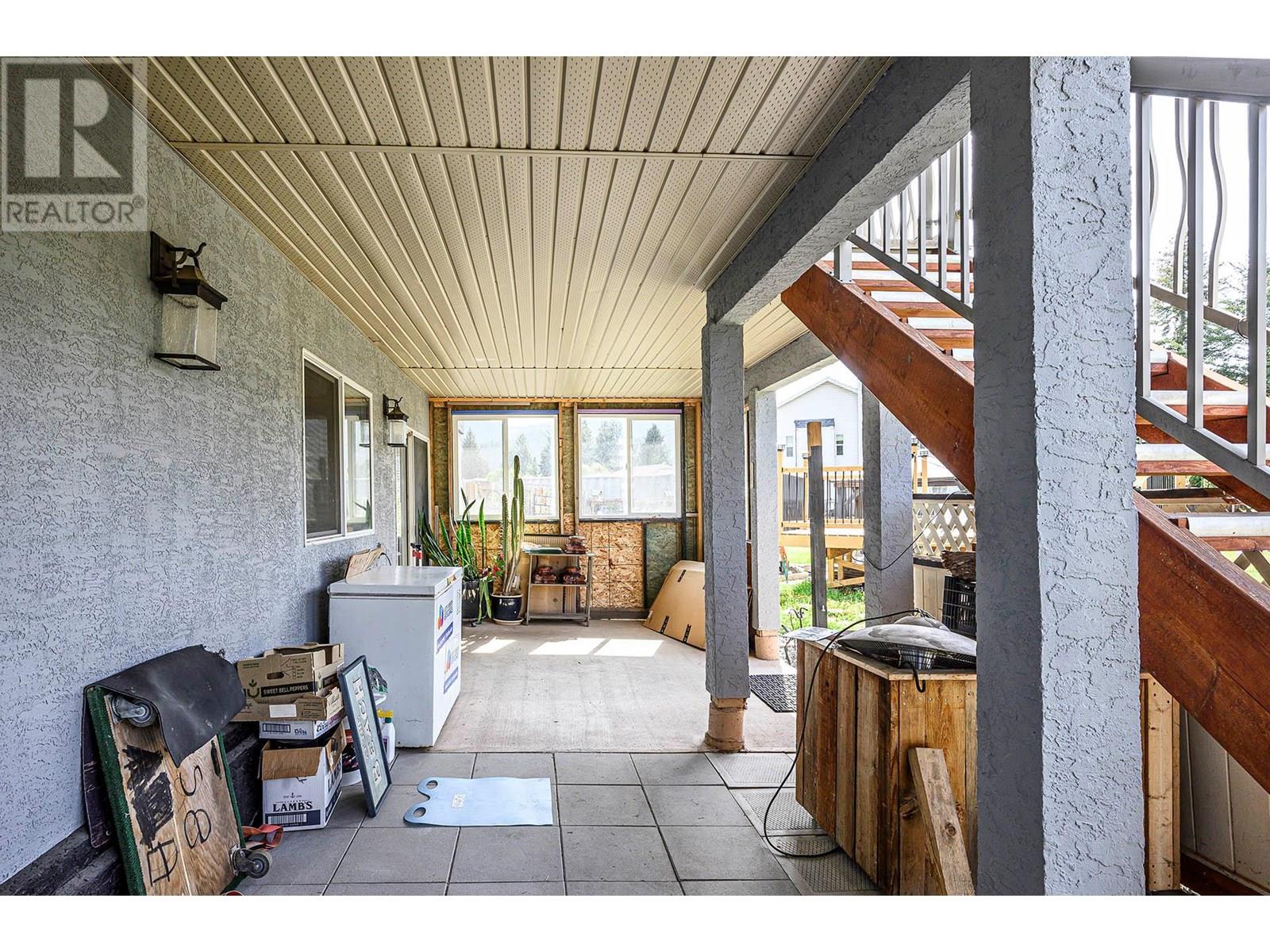 Photo 13 of 308 Robin Drive, Barriere BC