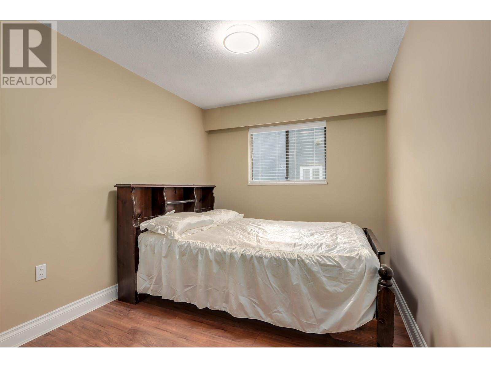 Photo 17 of 6525 Denbigh Avenue, Burnaby BC