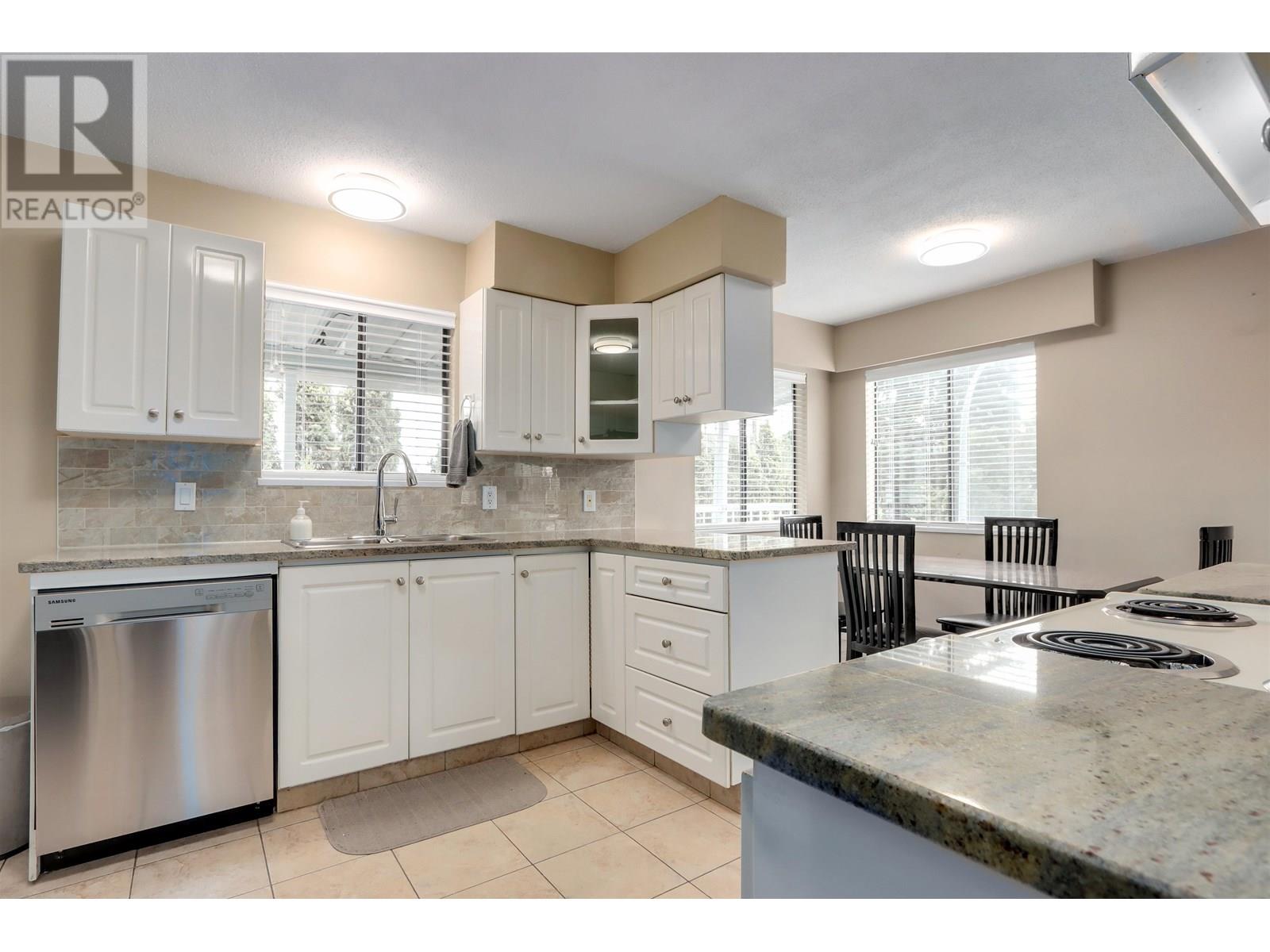 Photo 15 of 6525 Denbigh Avenue, Burnaby BC