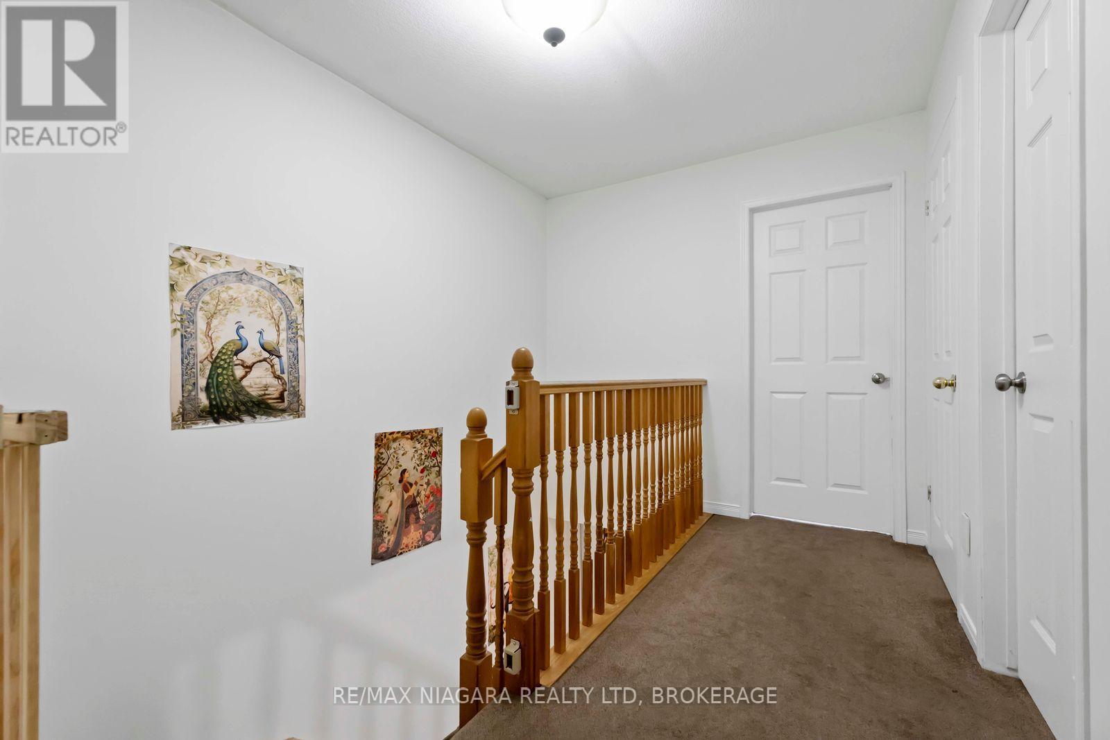 Photo 34 of 2 9 Lakeshore Road, St Catharines ON