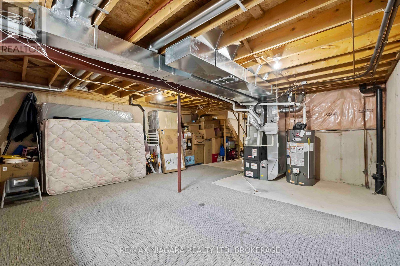 Photo 36 of 2 9 Lakeshore Road, St Catharines ON