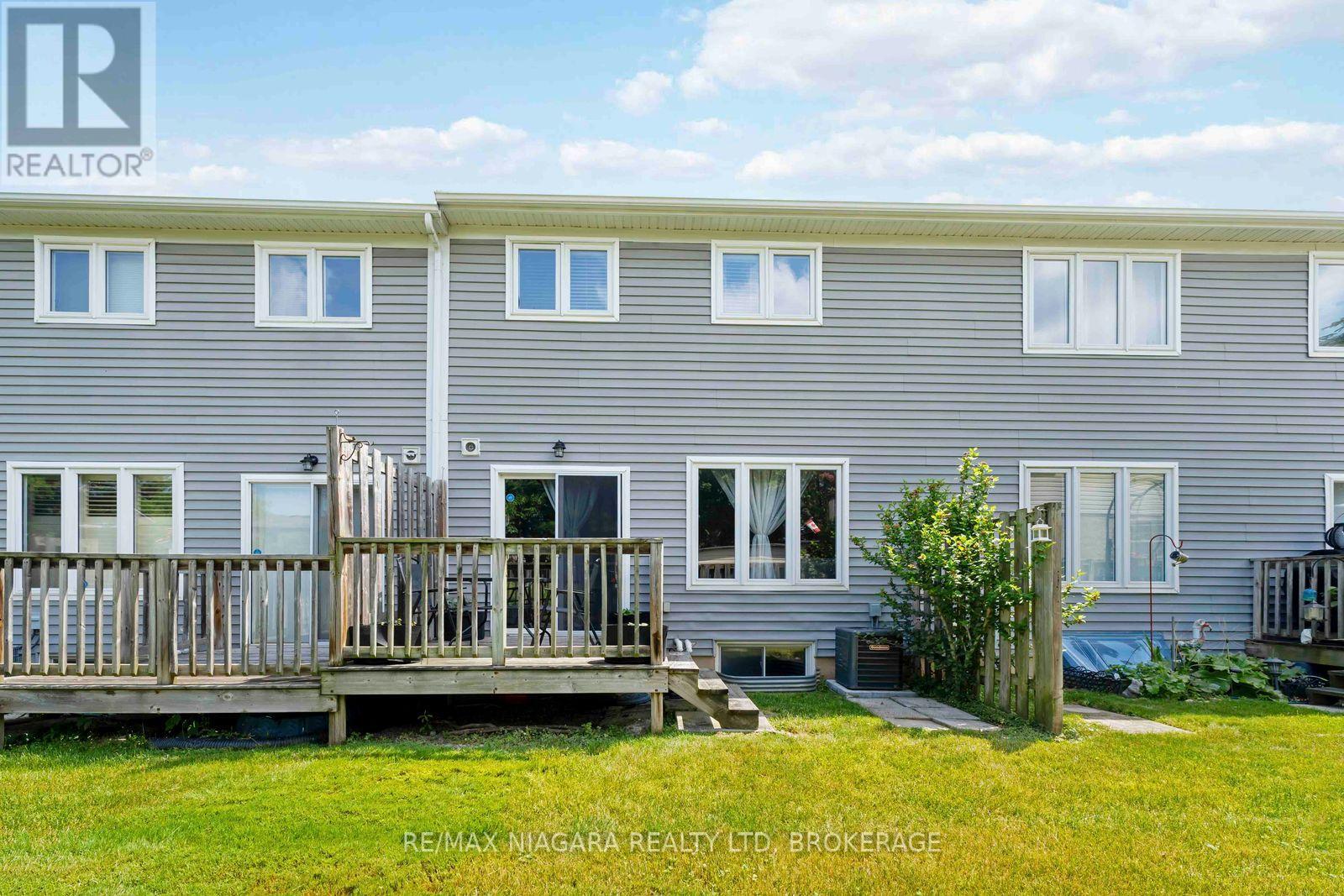 Photo 42 of 2 9 Lakeshore Road, St Catharines ON