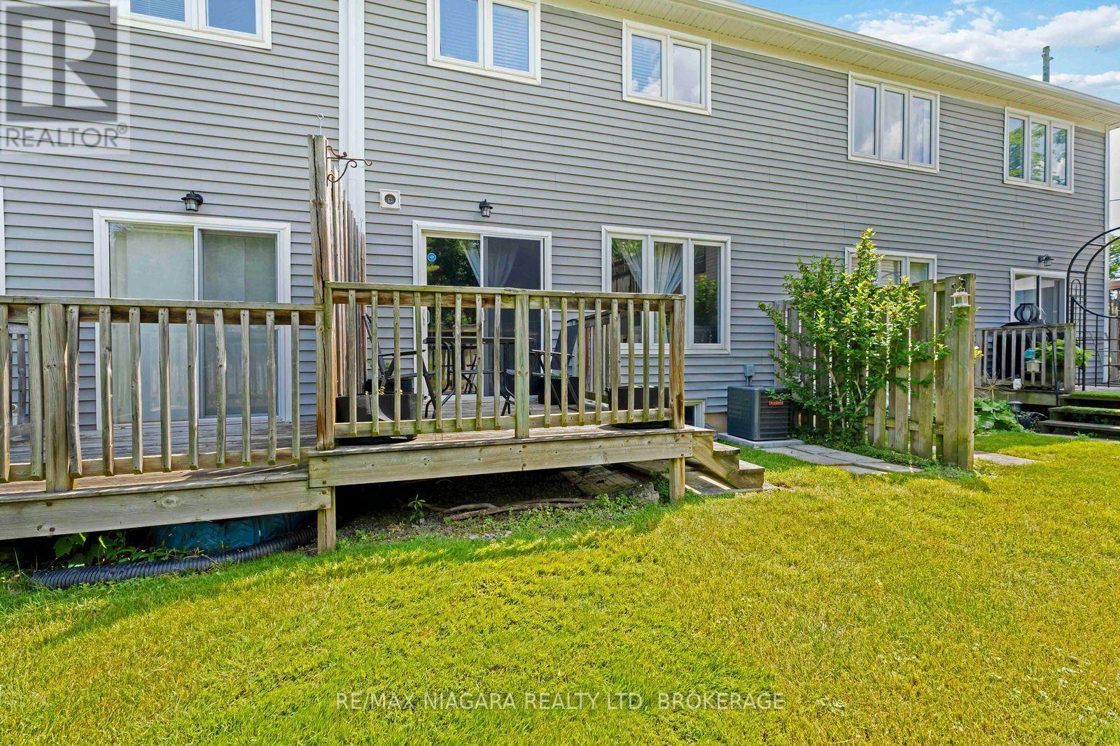 Photo 44 of 2 9 Lakeshore Road, St Catharines ON
