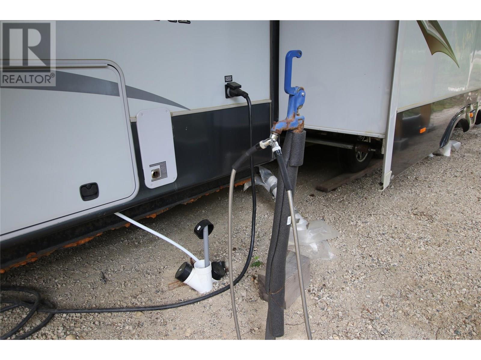 854 ALEXANDER ROAD - 19