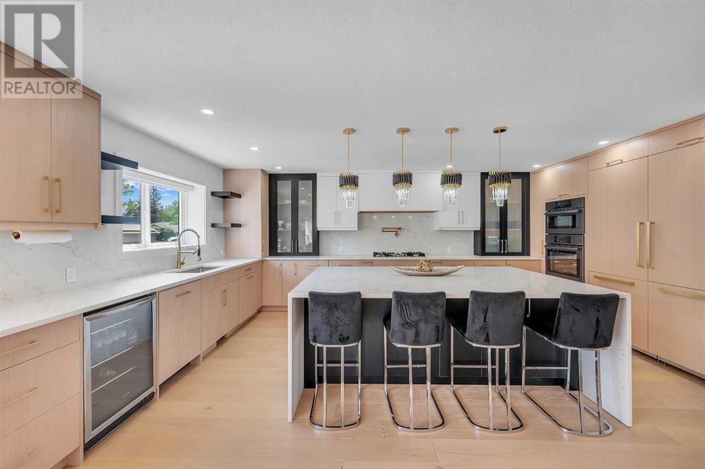 Single Family House for Sale in  Vauxhall Crescent NW Varsity Calgary 