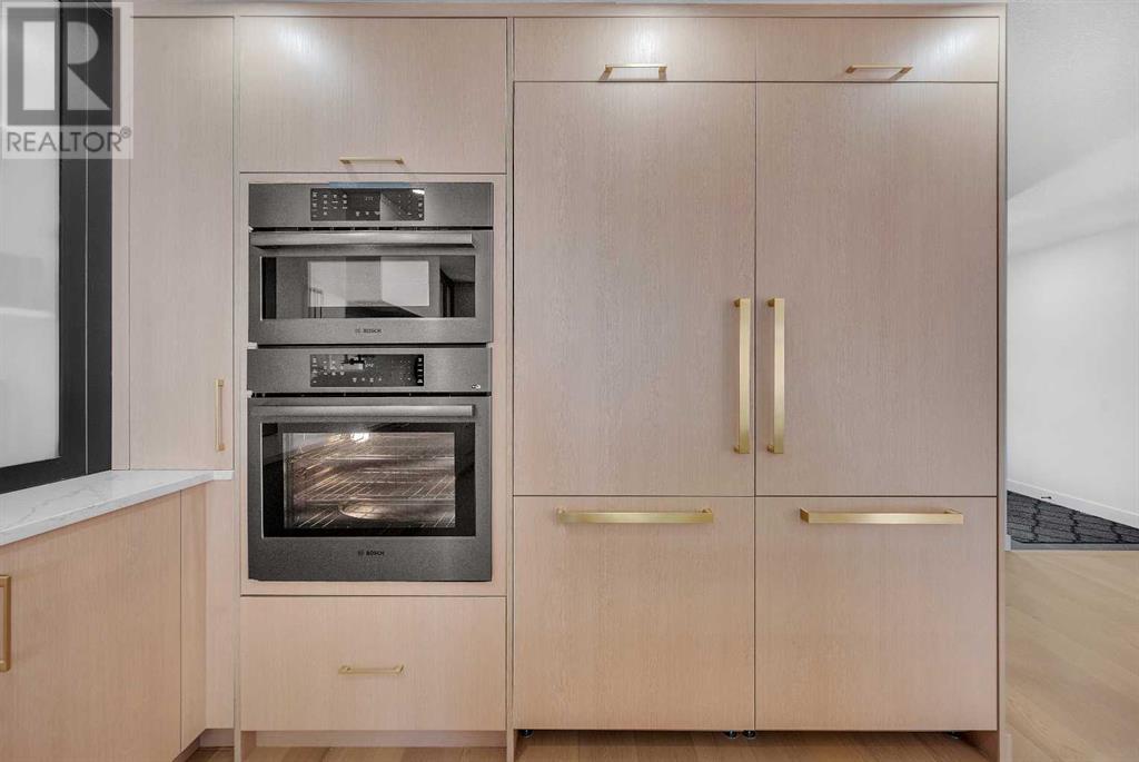 Single Family House for Sale in  Vauxhall Crescent NW Varsity Calgary 