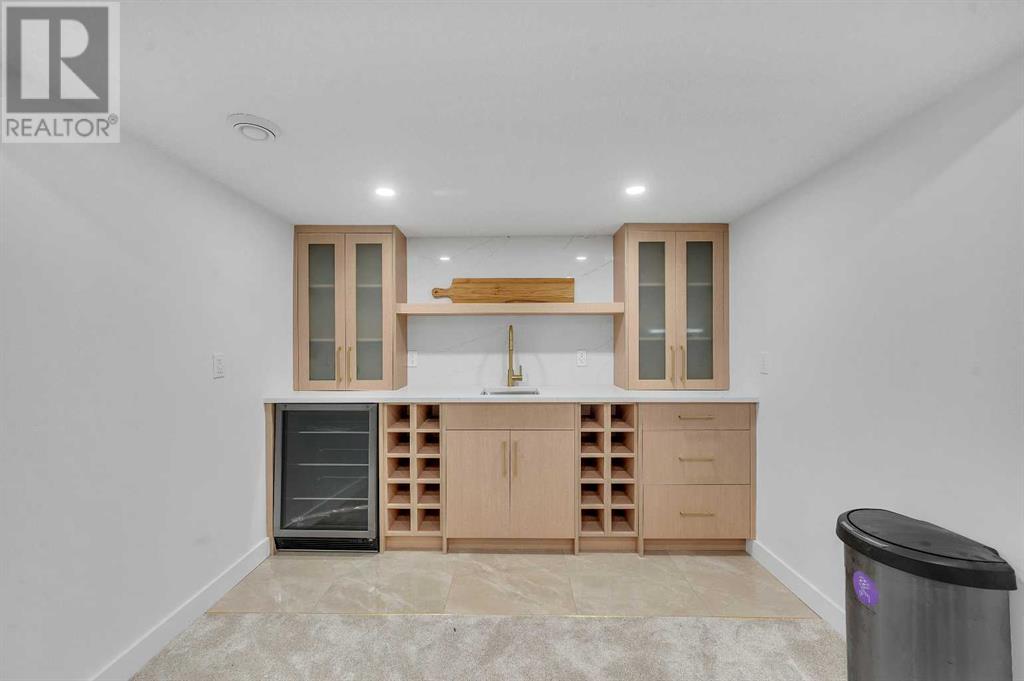 Single Family House for Sale in  Vauxhall Crescent NW Varsity Calgary 